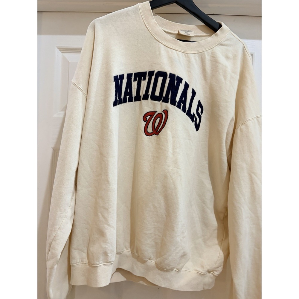 Soft As A Grape Washington Nationals Sweatshirt XXL Cream Crewneck MLB